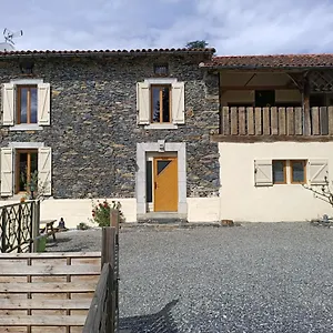 au-cur-des-pyrnes-bel-appartement-2-4personnes.midi-pyreneeshotels.com/
