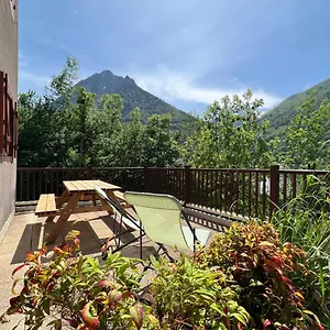 duplex-terrasse-panoramique-parking-piscine-ete.midi-pyreneeshotels.com/